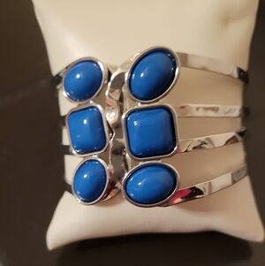 Paparazzi Elegant Silver and Blue Bracelet